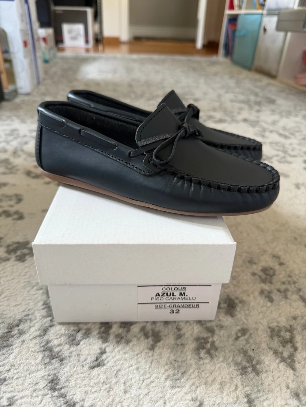 Classic navy Kids Leather Moccasin Loafers with Bow